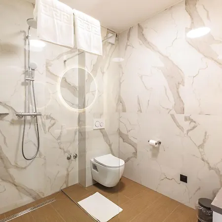 Stella Maris Lägenhetshotell 3*